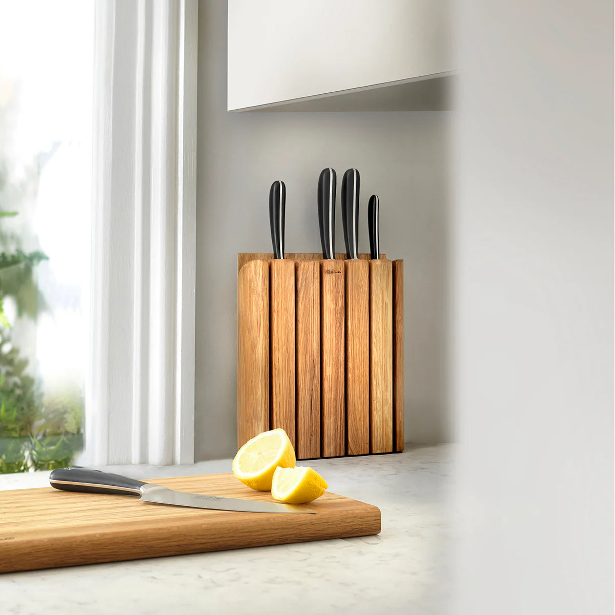 Robert Welch Signature Book Oak Knife Block(Empty)