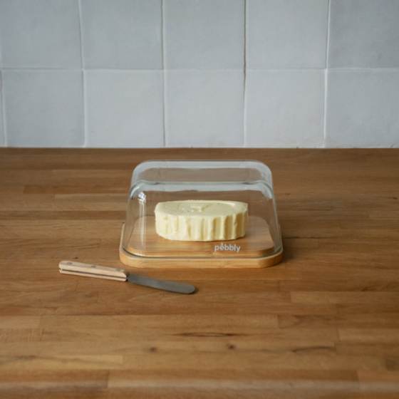 Pebbly Butter dish set with knife