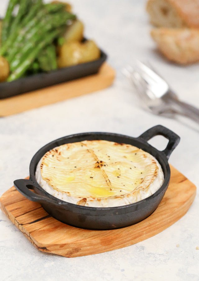 Cast Iron Mini Gratin Dish 16 x 22cm - Simmer and Slice