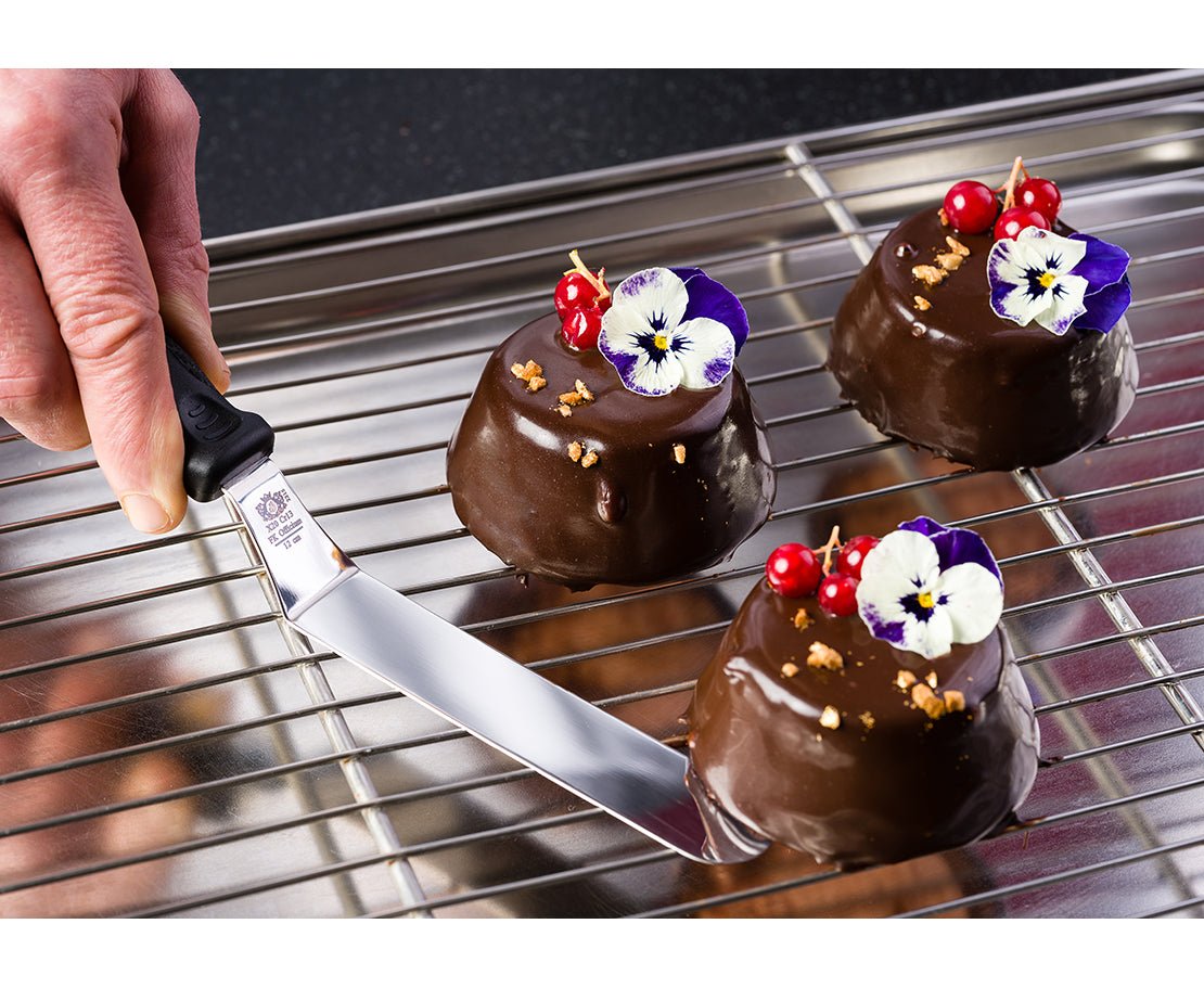 De Buyer FK Officium 12cm Mini Cranked Pastry Spatula - Simmer and Slice