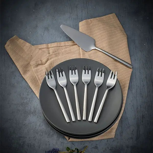 Stellar Rochester, 7 Piece Cake Set