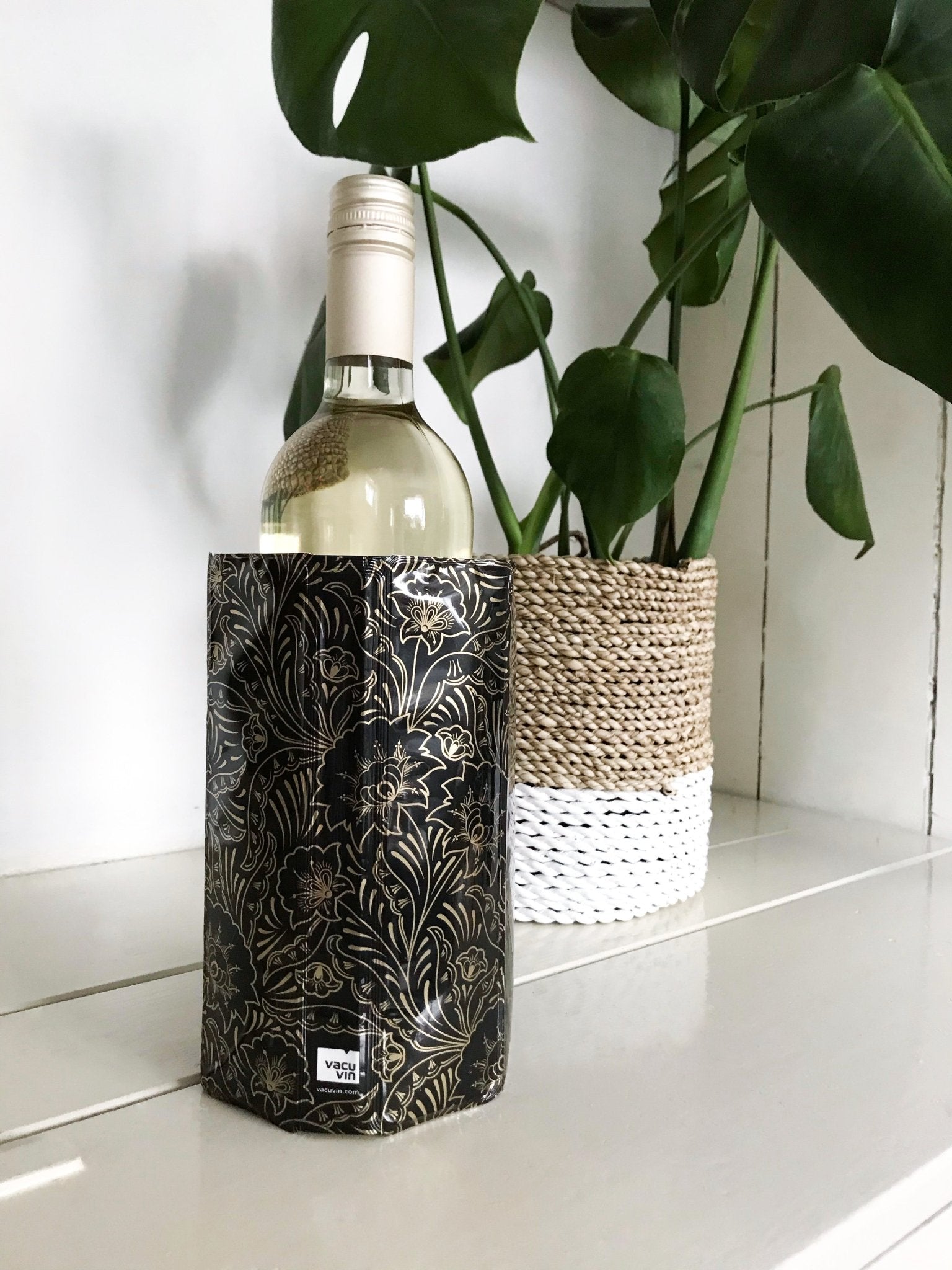 Vacu Vin Active Wine Cooler - Royal Gold - Simmer and Slice