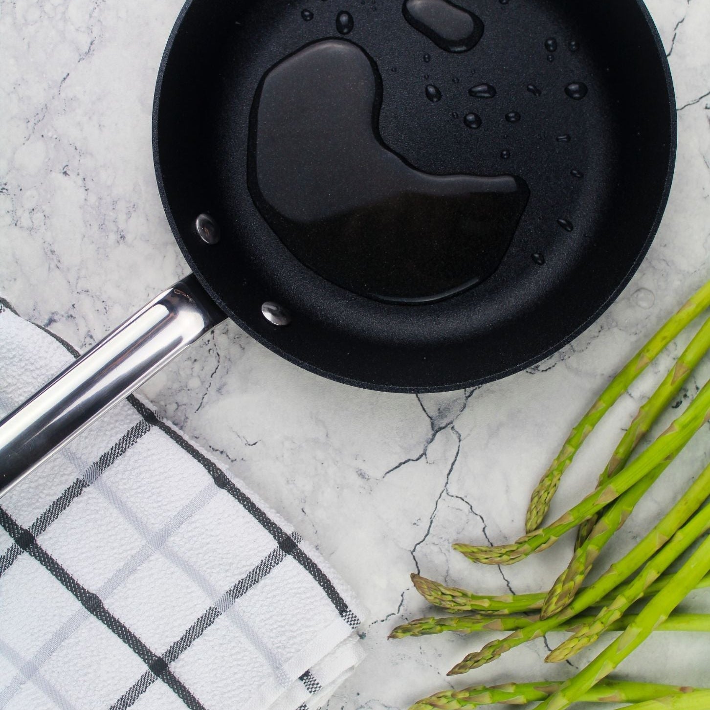 SCANPAN TechnIQ The Modern Skillet 22cm