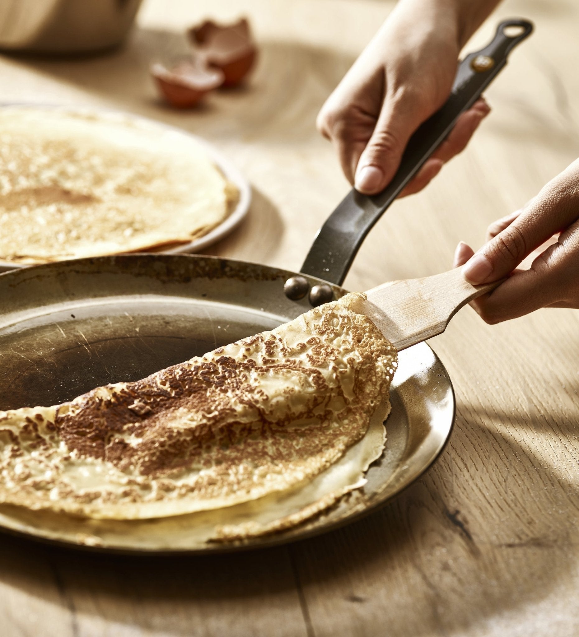 De Buyer Mineral B 26cm Crepe Pan - Simmer and Slice