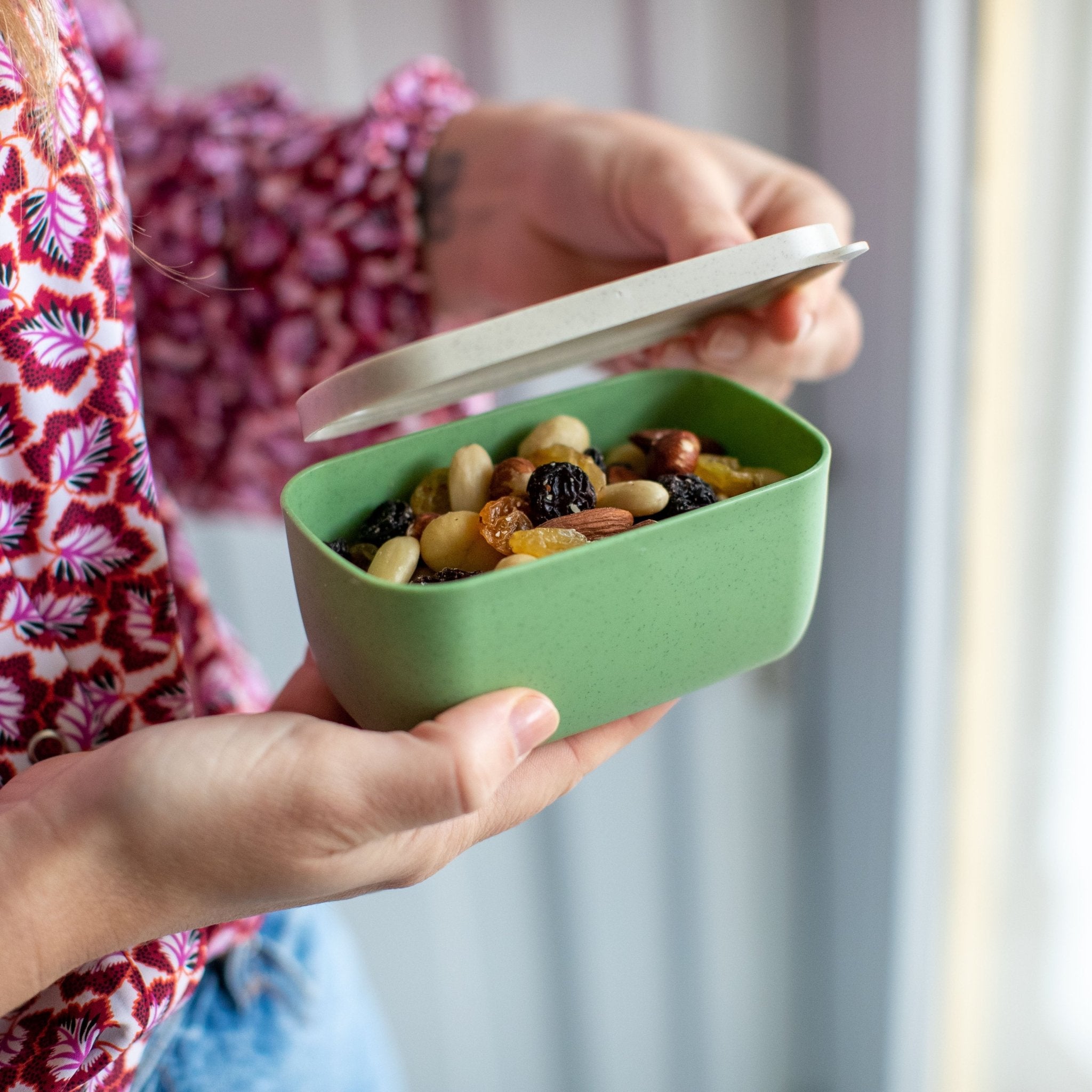 Koziol Liquid Safe Box S - Nature Leaf Green - Simmer and Slice