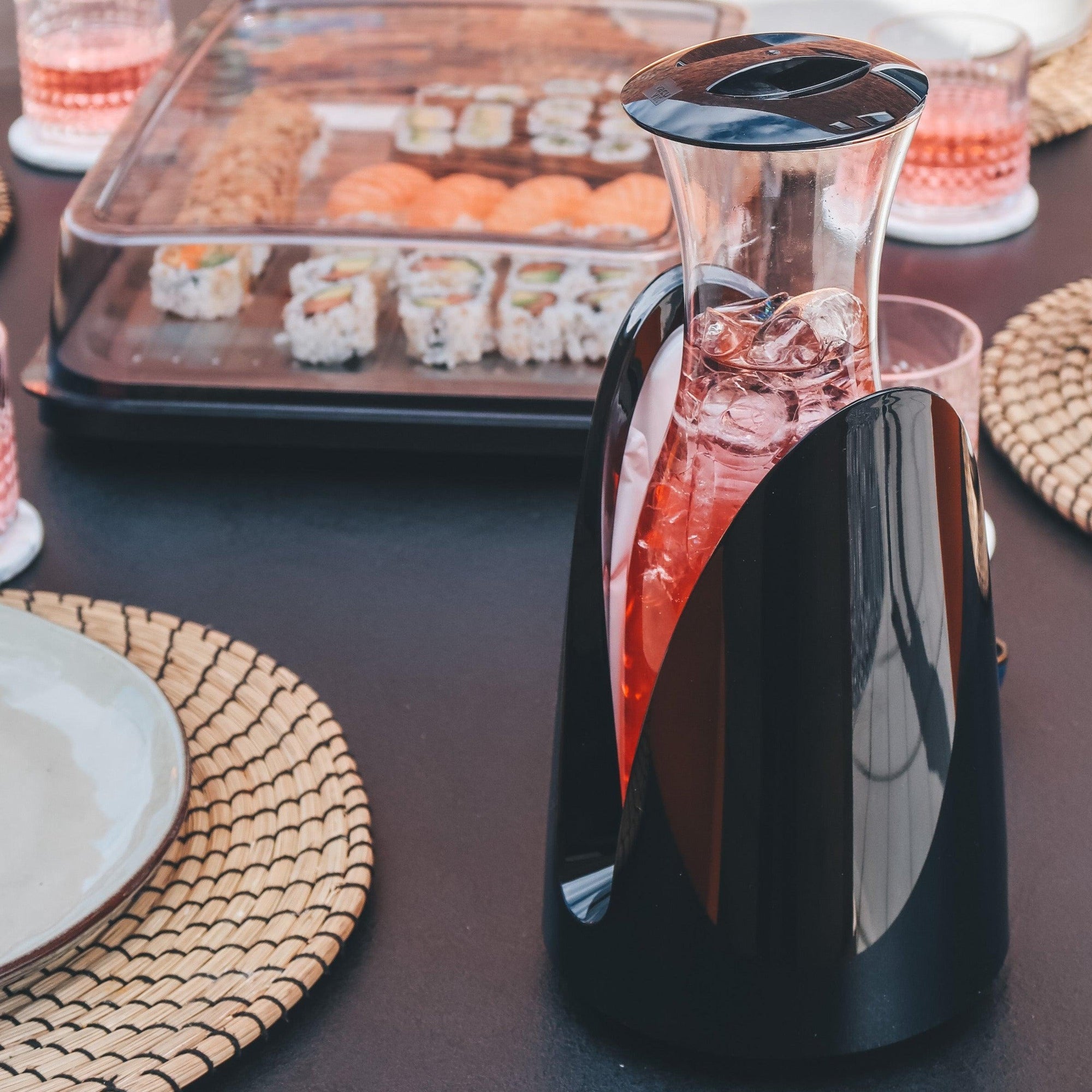 Vacu Vin Active Cooling Carafe - Simmer and Slice