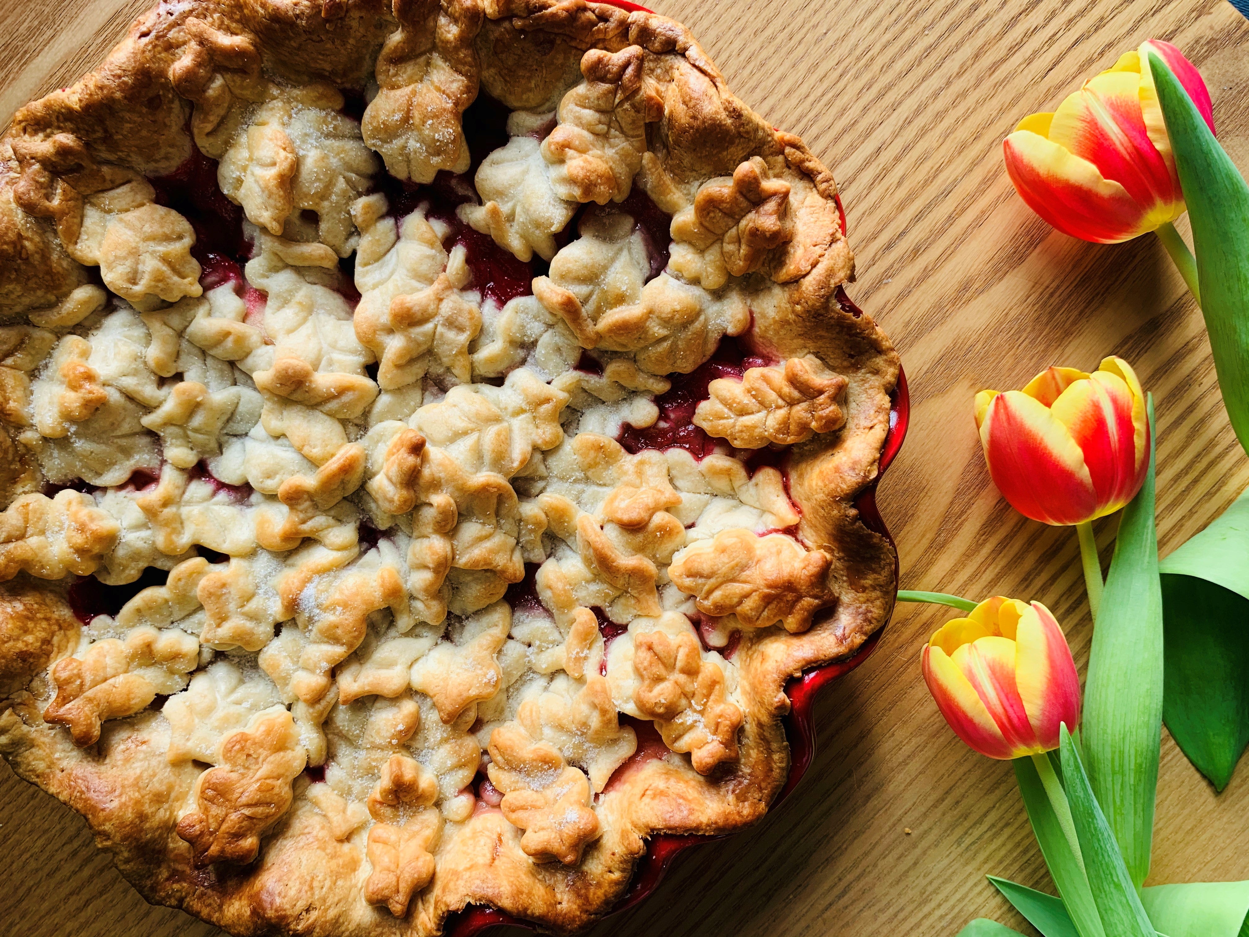 Apple and Blackberry Pie