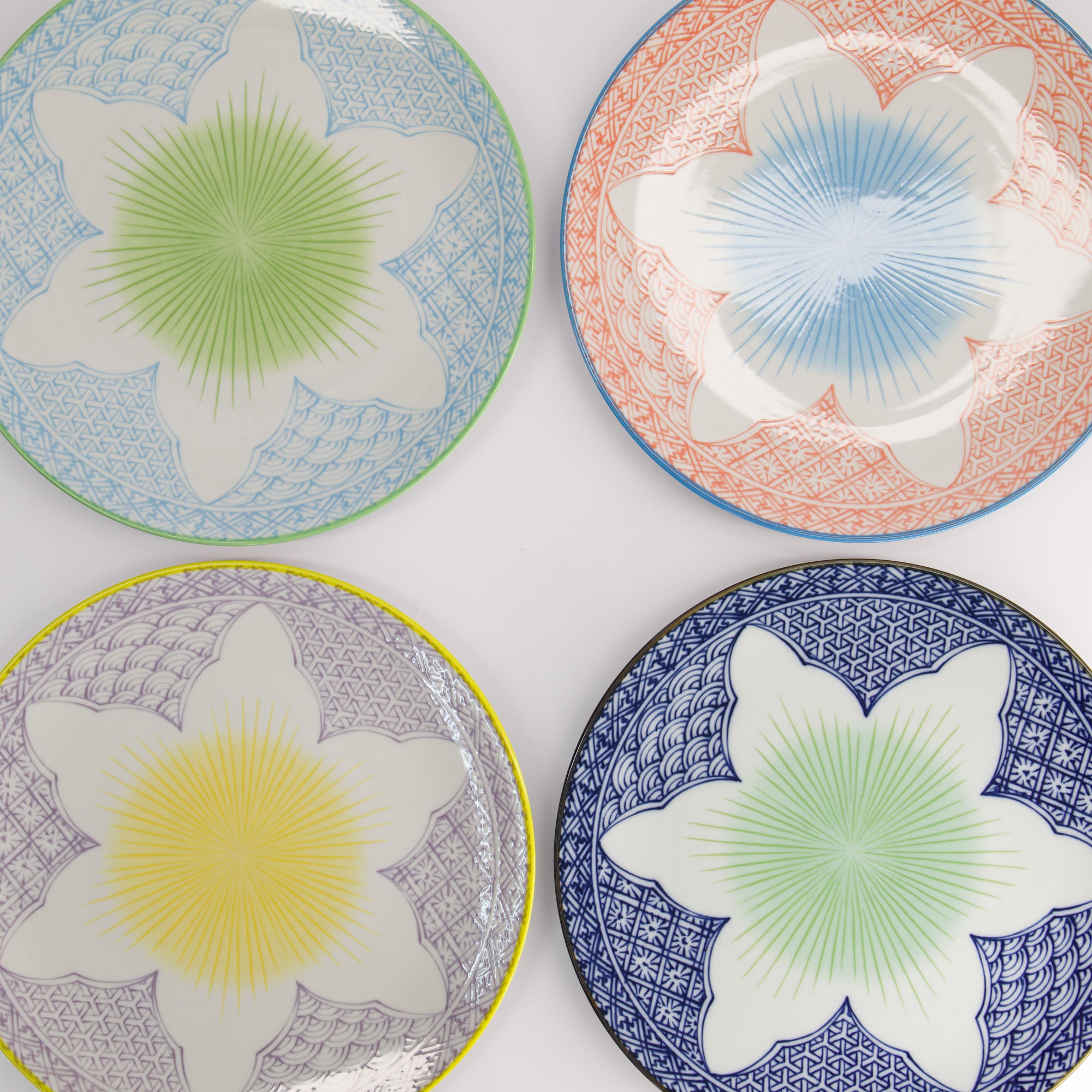 Lily Flower 4pc Plate Gift Set 26cm