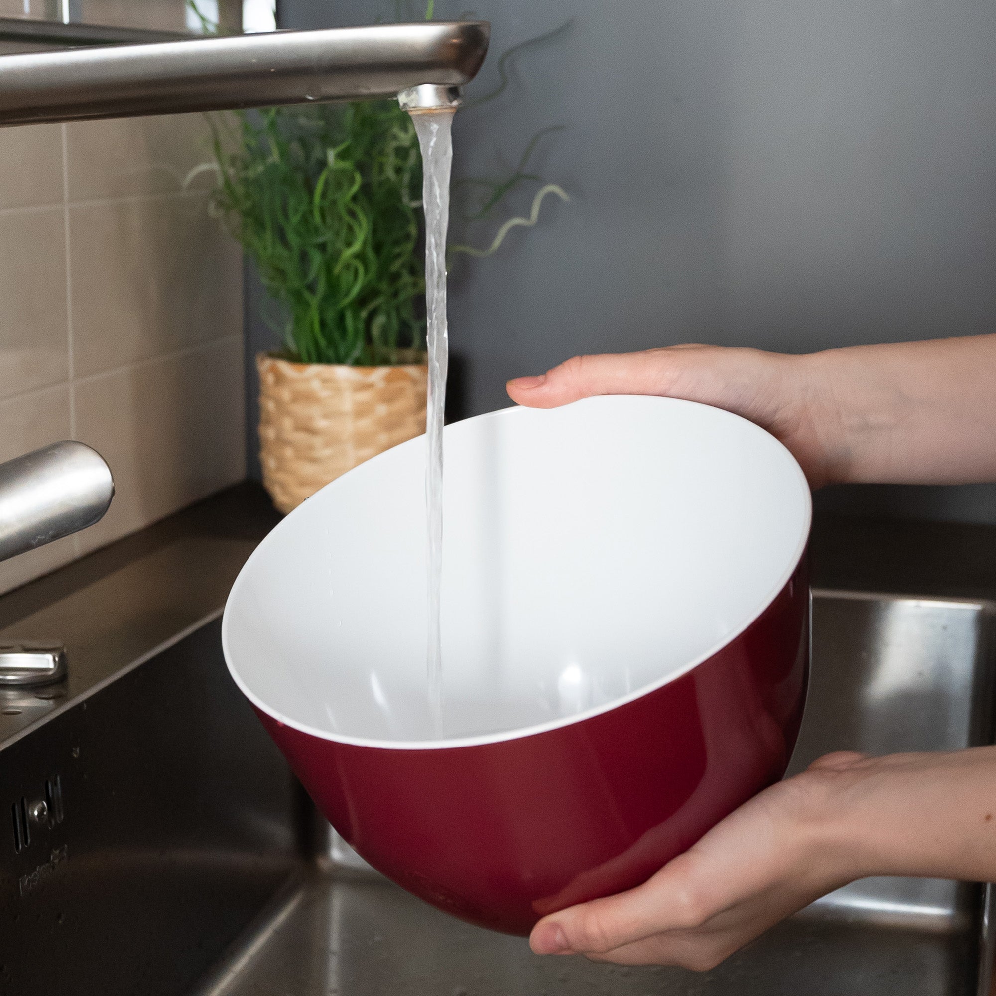 Trebonn Pile 22cm Stackable Bowl - Cherry Red