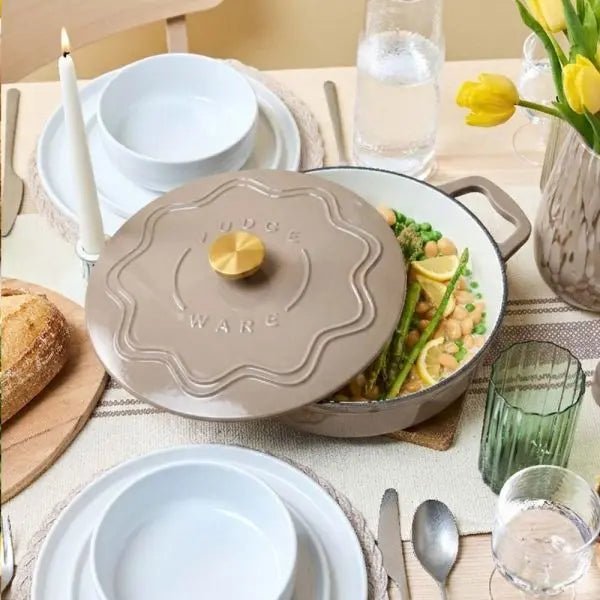 Judgeware Enamelled Cast Iron 28cm Shallow Casserole 3l, Mushroom - Simmer and Slice