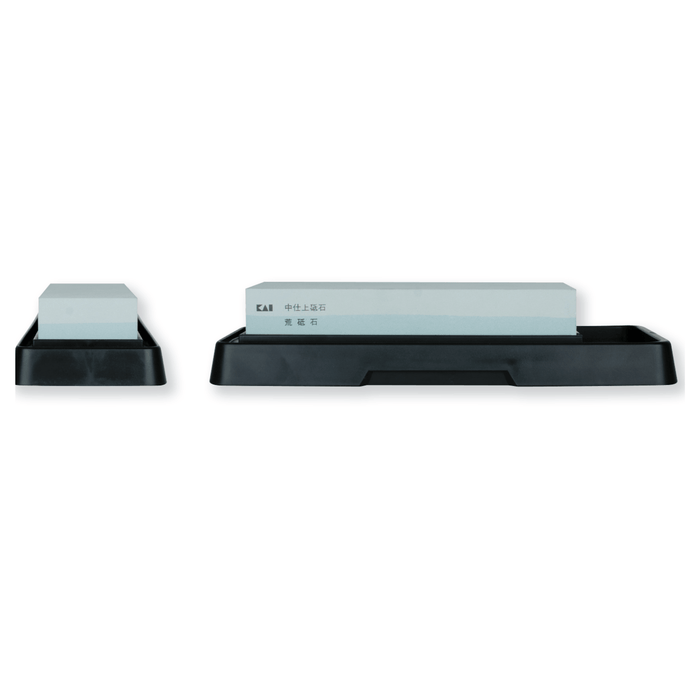 Kai Combined 400/1000 Whetstone With Resevoir - Simmer and Slice