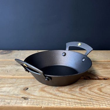 Netherton Foundry 6" Prospector Pan - Simmer and Slice