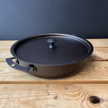 Netherton Foundry 9" Chef'S Prospector Casserole - Simmer and Slice