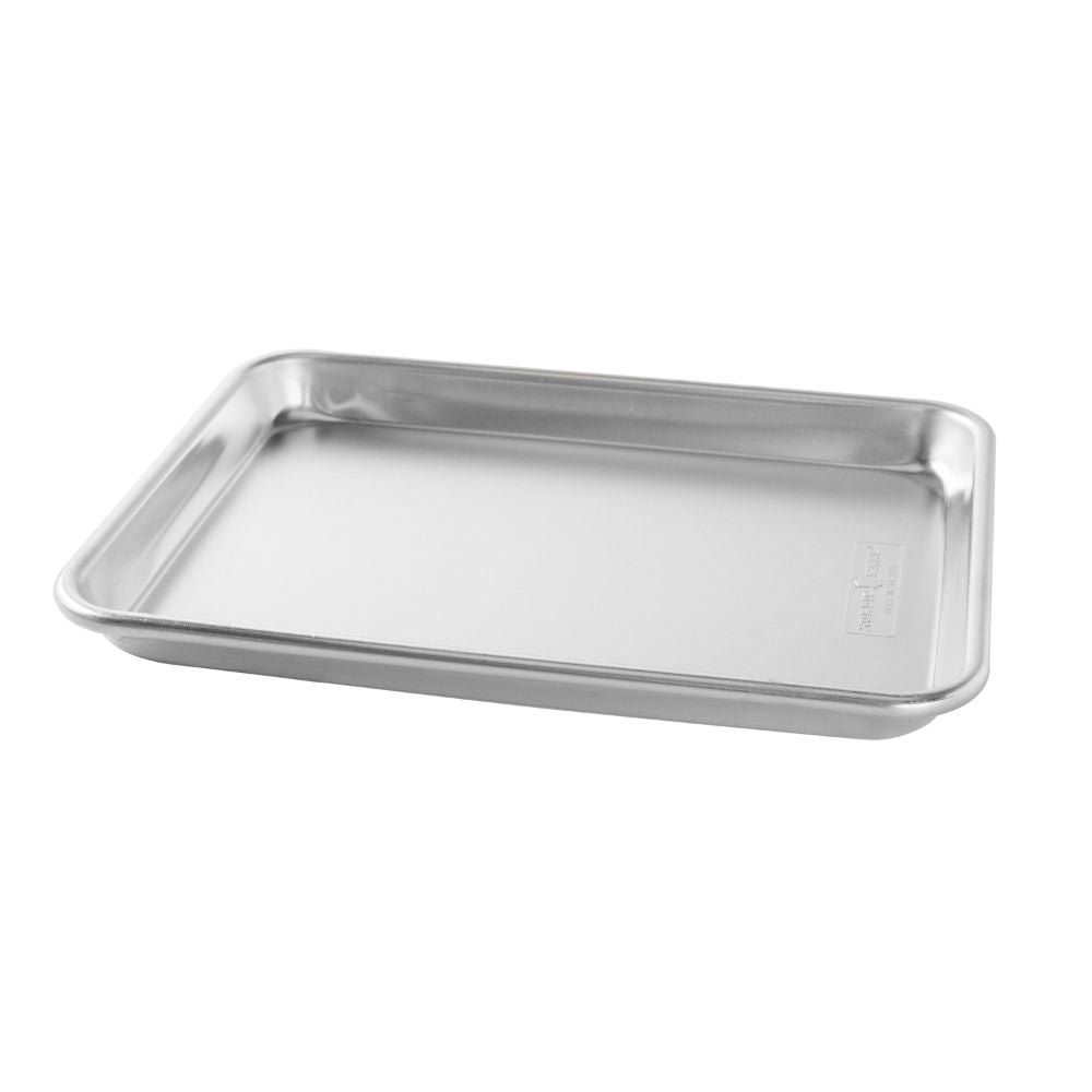 Nordic Ware NATURALS Bakers Quarter Sheet - Simmer and Slice