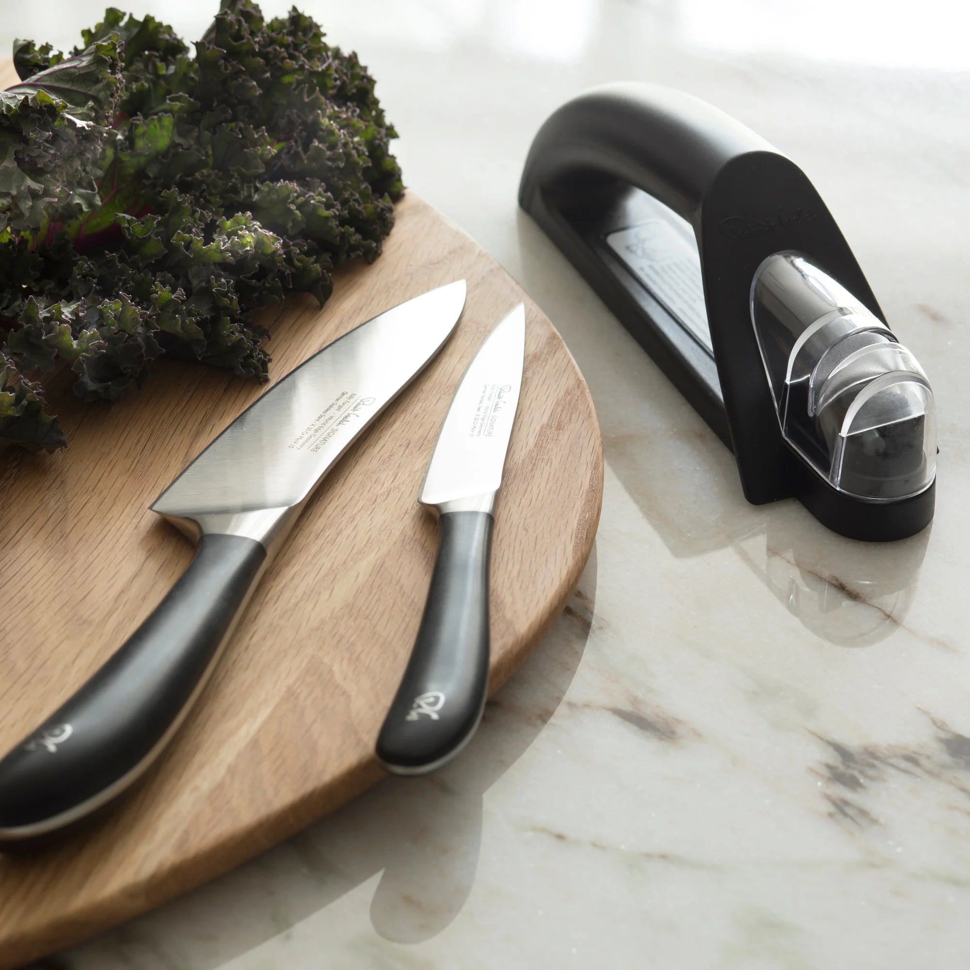 Robert Welch Signature Kitchen Knife Set with Knife Sharpener - Simmer and Slice