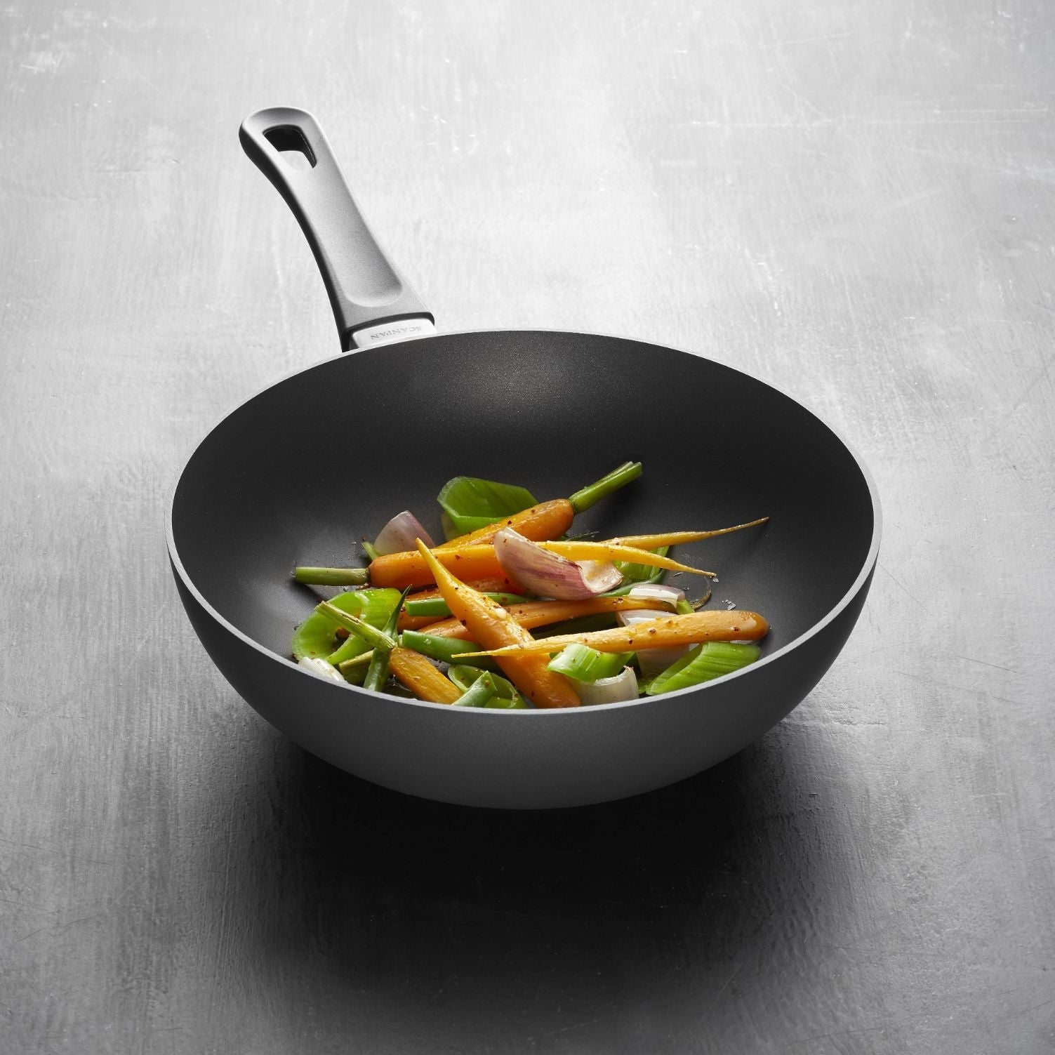 SCANPAN Classic Wok Stir Fry 24cm