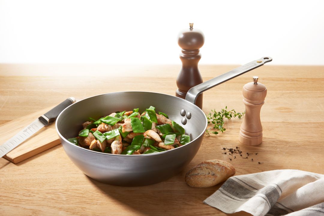 De Buyer Mineral B 28cm Deep Country Pan - Simmer and Slice