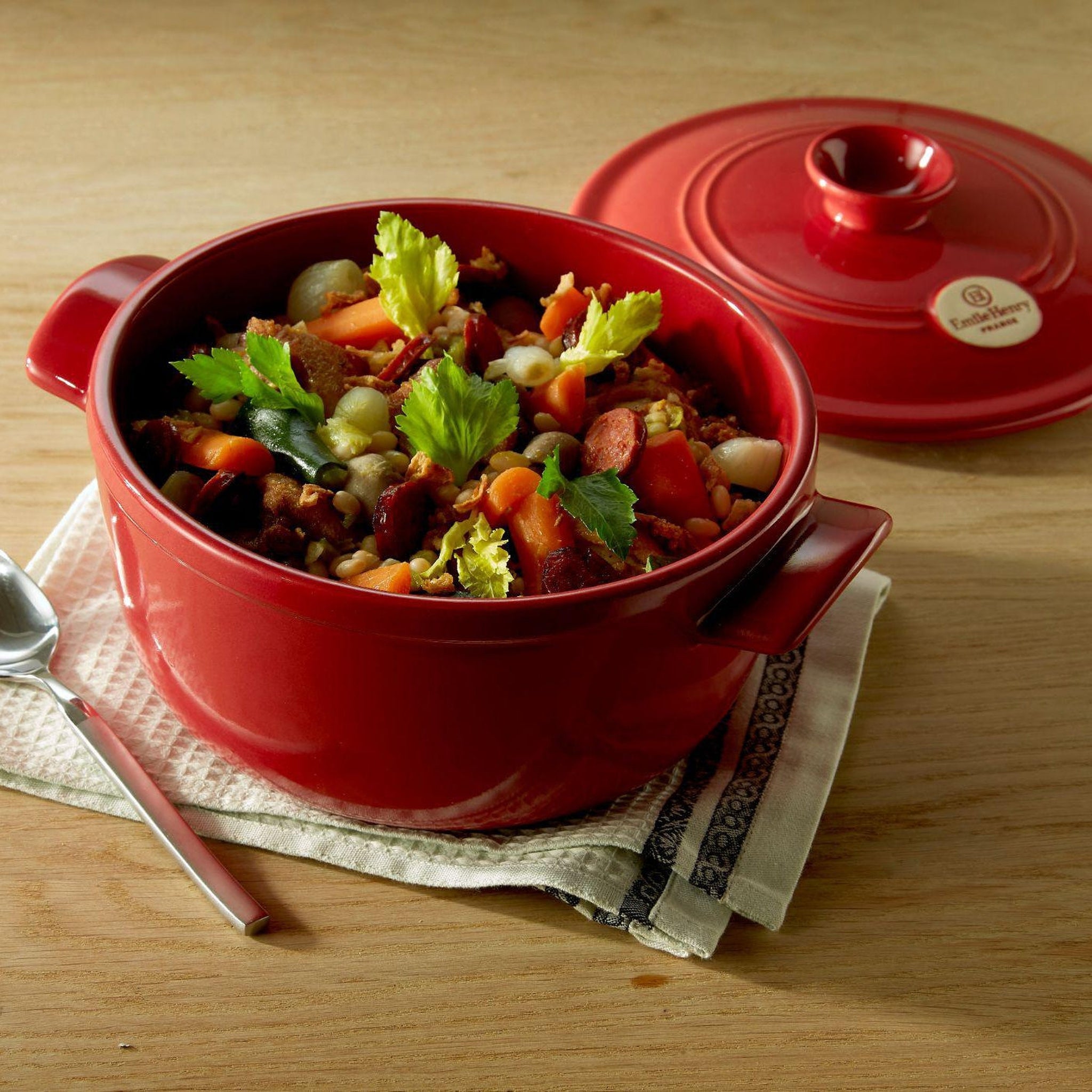 Emile Henry Round Stewpot Burgundy 26cm dia. 4l - Simmer and Slice