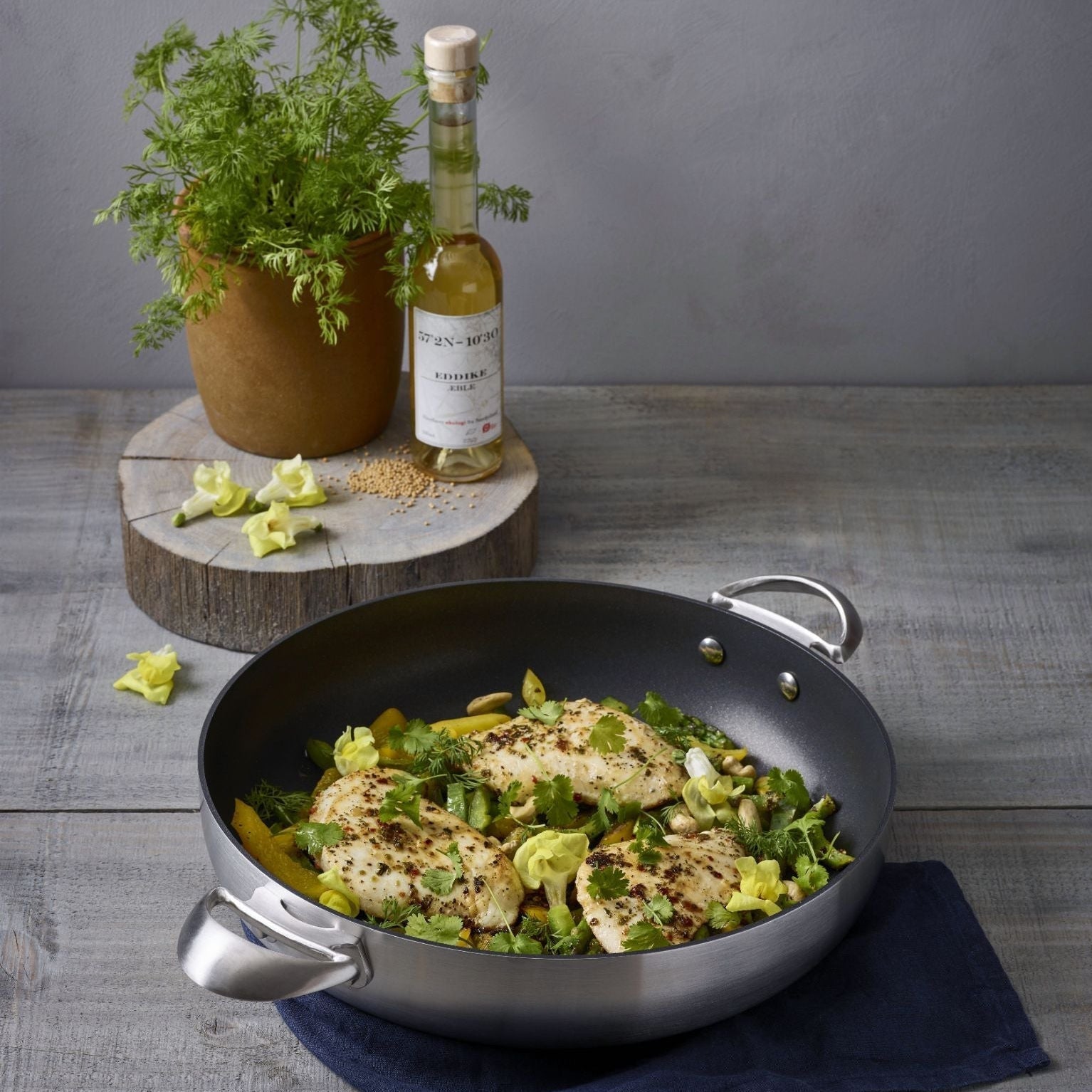 SCANPAN CTX Chef Pan 32cm - Simmer and Slice