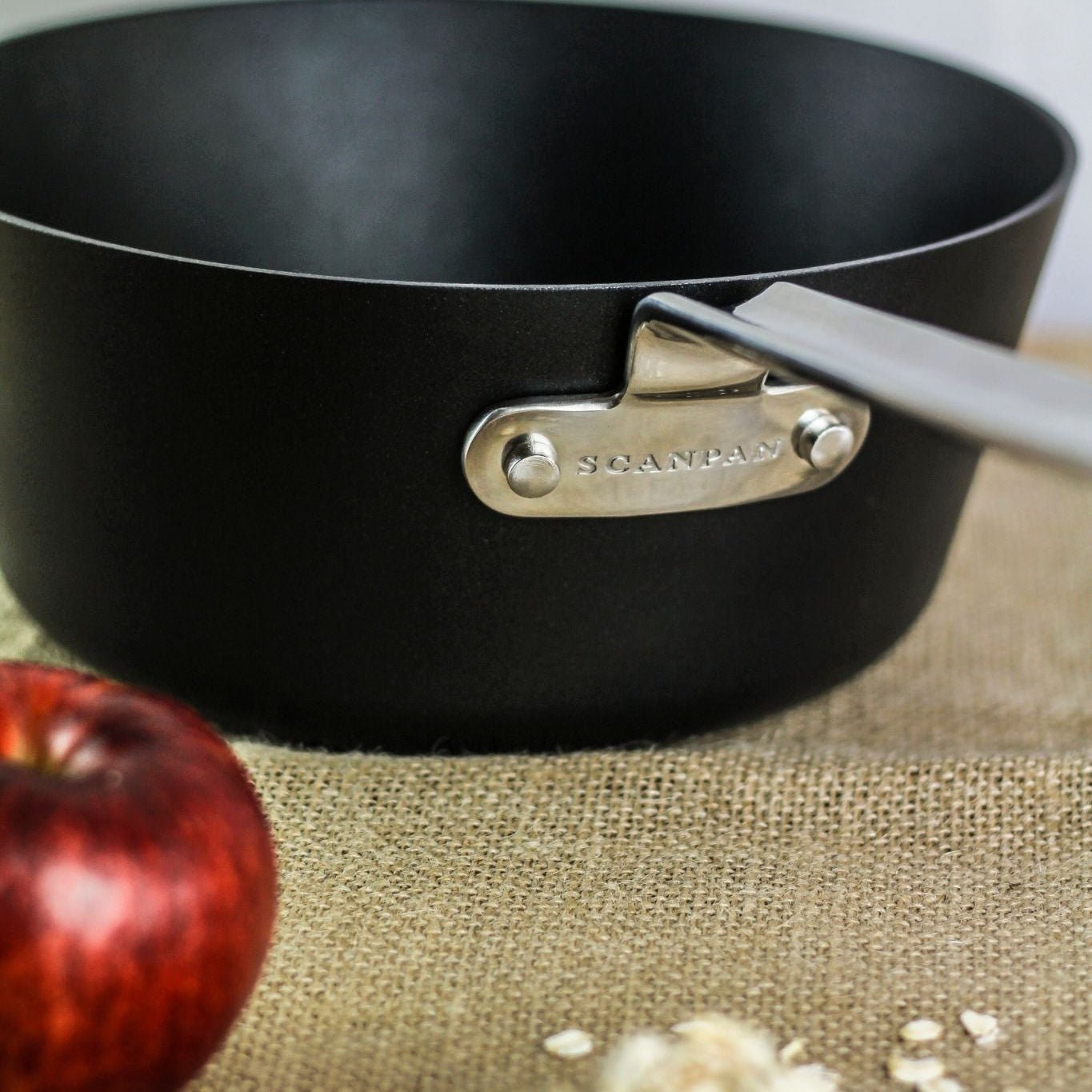 SCANPAN TechnIQ Windsor Pan 22cm 2.8L - Simmer and Slice